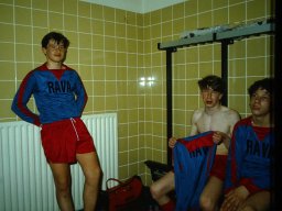 0DIA 1985 ZAALJEUGD DIV